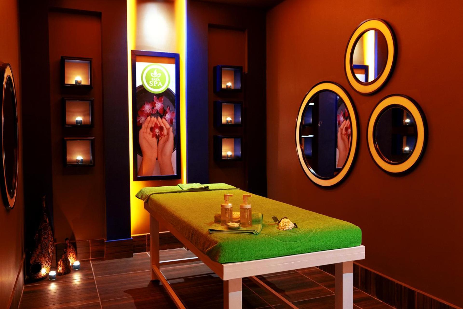 Pickalbatros Blu Spa Resort - Adults Friendly 16 Years Plus- Ultra All-Inclusive フルガダ エクステリア 写真 A massage table