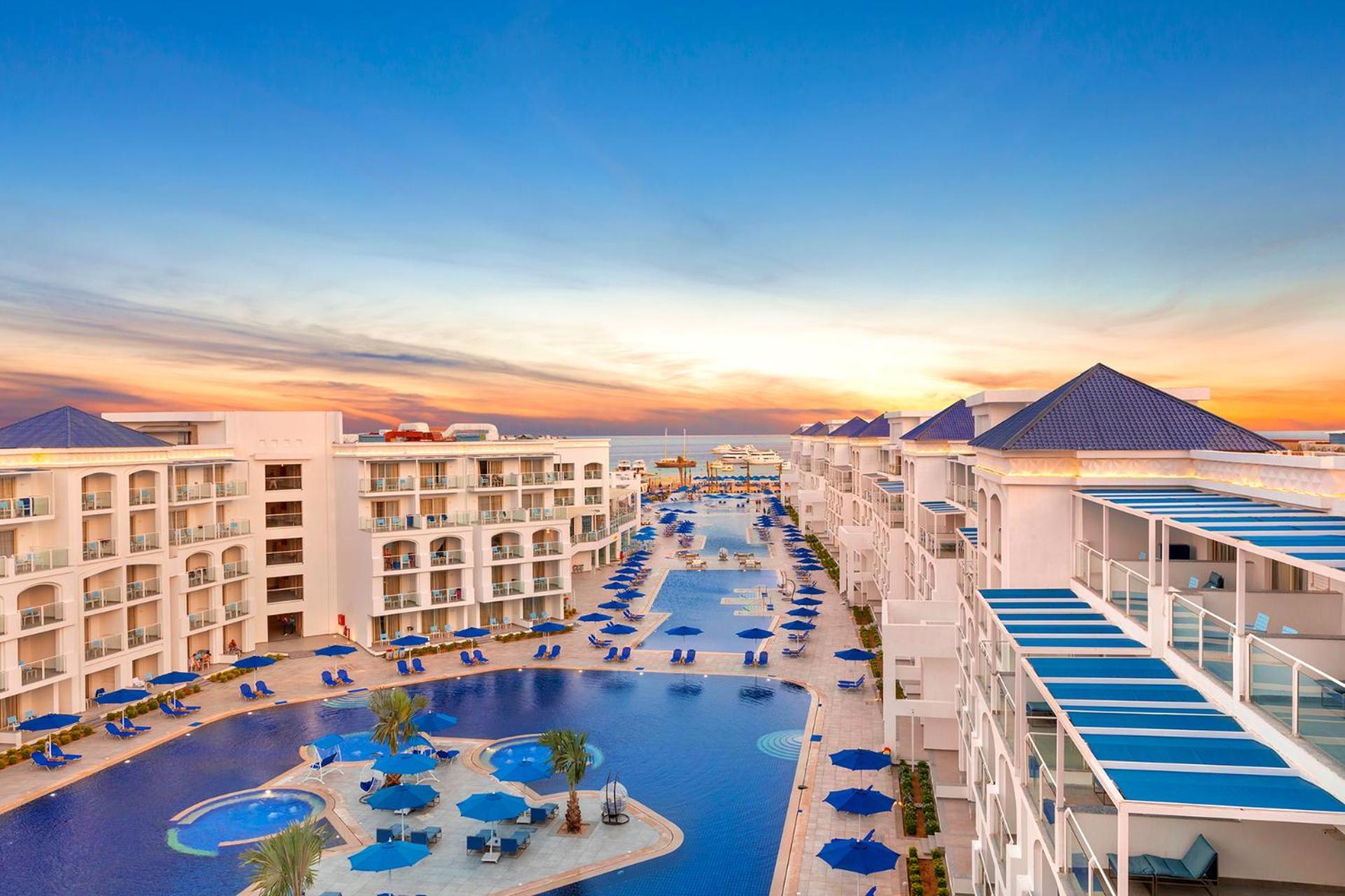 Pickalbatros Blu Spa Resort - Adults Friendly 16 Years Plus- Ultra All-Inclusive フルガダ エクステリア 写真 Hard Rock Hotel & Casino Punta Cana